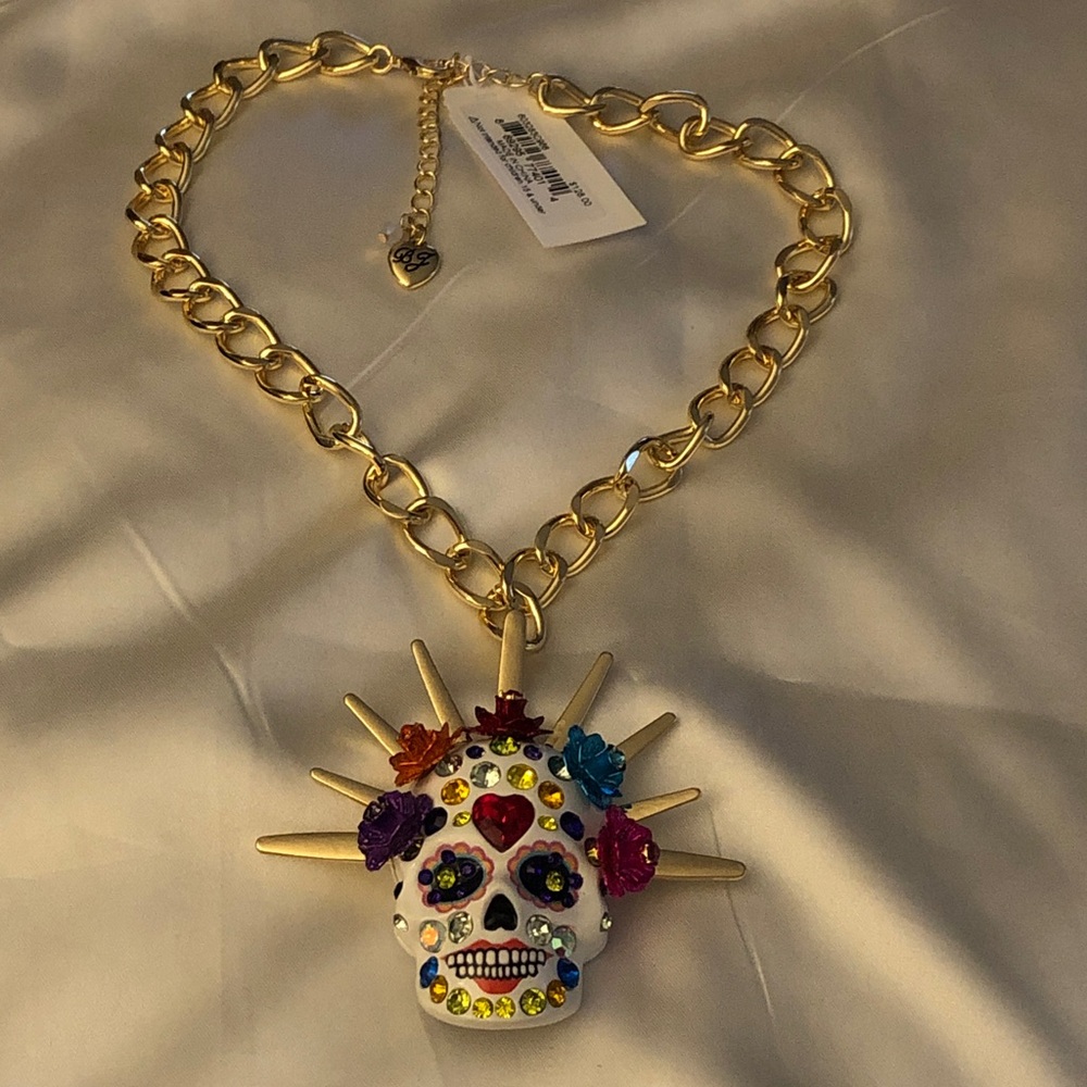 Betsey Johnson Gold Tone Necklace Sugar Skull Bride Pendant Crystal Accents NWT